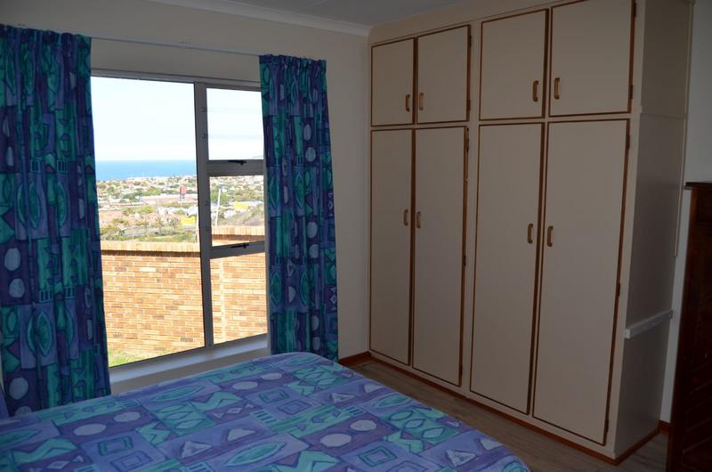 4 Bedroom Property for Sale in Menkenkop Western Cape